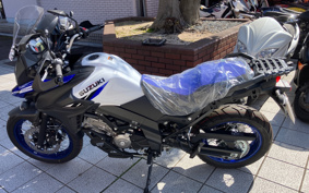 SUZUKI DL650 ( V-Strom 650 ) C733M