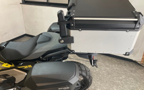 HONDA X-ADV 750 2025 RH21