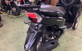 YAMAHA TRICITY 125 SE82J