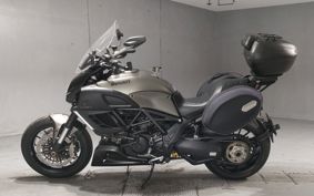 DUCATI DIAVEL STRADA 2014 G102JB