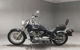 YAMAHA DRAGSTAR 250 VG02J