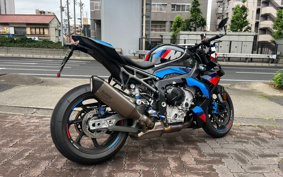 BMW M1000R 2026 0P51