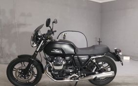 MOTO GUZZI V7 2 STONE 2015 LW