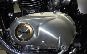 TRIUMPH BONNEVILLE T120 2025
