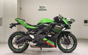 KAWASAKI ZX-25R 2025 ZX250E