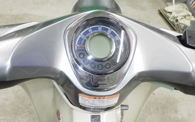 HONDA C125 SUPER CUB JA71