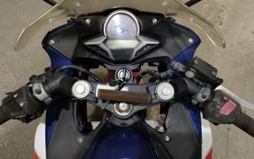 HONDA CBR250R MC41