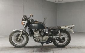 SUZUKI GT750 GT750