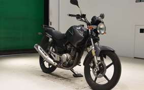 YAMAHA YBR125 2025