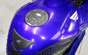 HONDA CBR600RR 2005 PC37