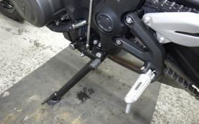 TRIUMPH TRIDENT 660 2026