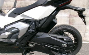 HONDA X-ADV 750 2021 RH10
