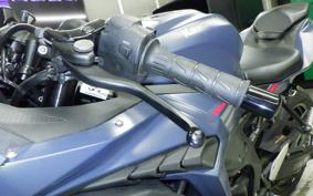 KAWASAKI ZX-25R ZX250E