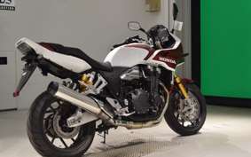HONDA CB1300SB SUPER BOLDOR SP 2025