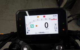 HONDA CB650R E-Clutch 2025 RH17