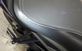 TRIUMPH STREET TRIPLE RS 2023