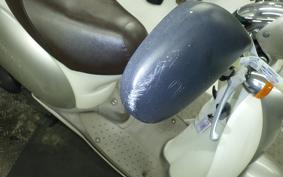 HONDA CREA SCOOPY I 2004 AF55