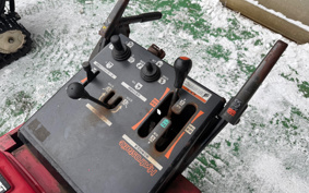 HONDA  SNOW BLOWER  MACHINE 