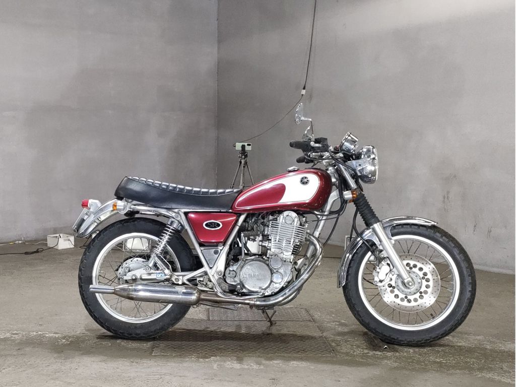 Фото Yamaha SR400 2006 с японского аукциона