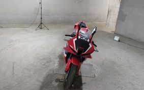 HONDA CBR600RR PC40