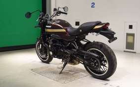 KAWASAKI Z900RS 2025 ZR900K