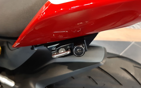 DUCATI  DUCATI PANIGA-REV2 BAYLISS  2022 1H00