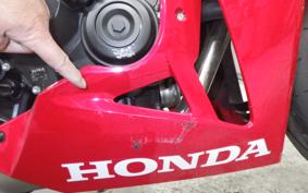 HONDA CBR650R E-Clutch 2025 RH17