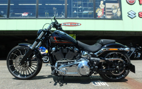 HARLEY FXBR 2023 YEZ
