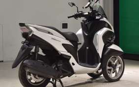 YAMAHA TRICITY 125 SE82J