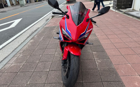 HONDA CBR650R E-Clutch 2024 RH17