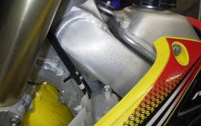 SUZUKI RM-Z250 2022