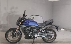 HONDA CB250R MC52