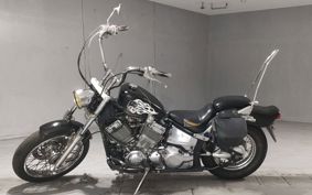 YAMAHA DRAGSTAR 400 2000 VH01J