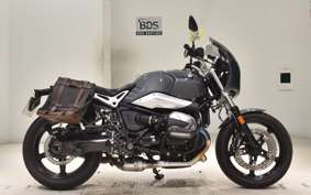 BMW R NINE T PURE 2021