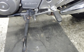 SUZUKI GSR250 2011