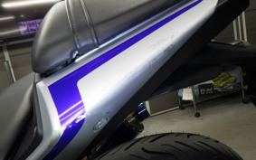 YAMAHA YZF-R25 RG10J