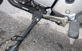 SUZUKI GSR250