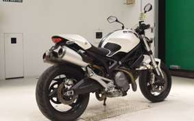 DUCATI DUCATI M696