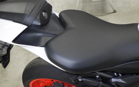 YAMAHA YZF-R7 2023 RM39J