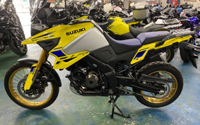 SUZUKI DL1050 (V-Strom 1050) 2023 EF11M