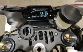 YAMAHA YZF-R1 RaceBase CN06C