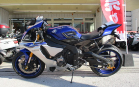 YAMAHA YZF-R1 2015 RN39