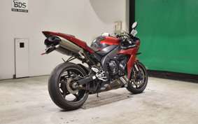 YAMAHA YZF-R1 2005