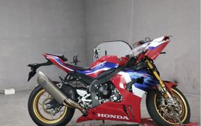HONDA CBR1000RR RSP 2024 SC82