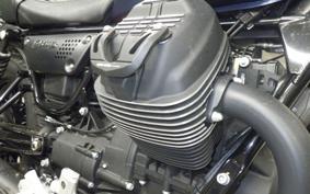 MOTO GUZZI V9 BOBBER 2018