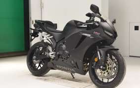HONDA CBR600RR 2024 PC40
