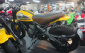 DUCATI  DUCATI  SCRAMBLER  ICON  2015 K102