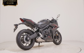 HONDA CBR650R E-Clutch 2026 RH17