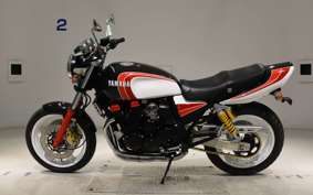 YAMAHA XJR400 2018 4HM