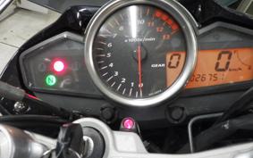 SUZUKI GSR250 2024